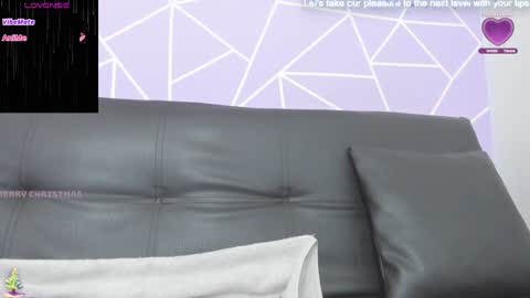 My name is althea  Lush is activeThere are legends that in this room all your wishes can come true  Private is Open online show from December 25, 7:34 pm