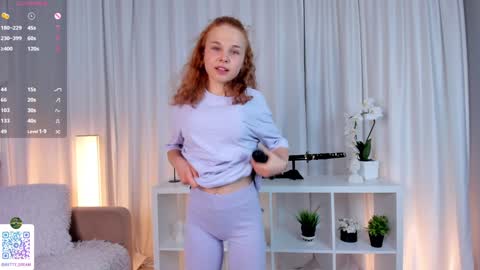 Betty online show from December 11, 7:25 pm