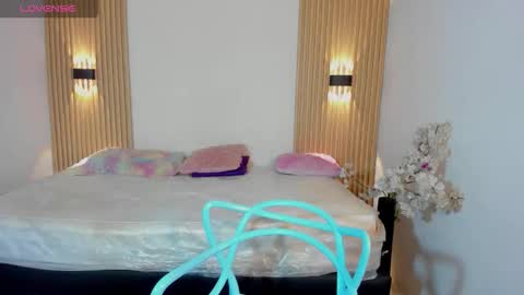 Aly online show from March 23, 12:33 pm