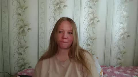 alya764770 online show from May 16, 12:13 am