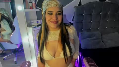 alysa magic online show from May 20, 4:59 pm