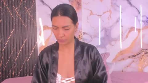 alyson__a online show from May 4, 1:04 pm