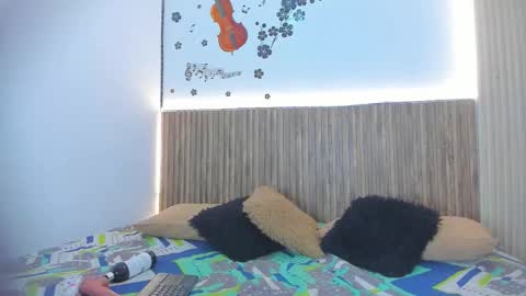 Alyson Clark0 online show from October 2, 6:13 pm
