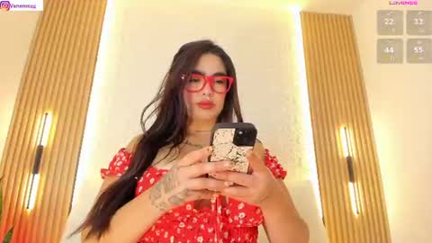 alyssa online show from July 9, 11:45 am