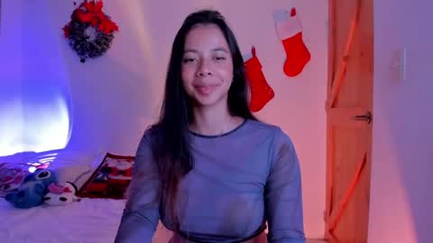 Snapshot of alyssagreen_ chatting on December 18, 1:15 am Im AlyssaLovense is ActiveMy pleasure is in your handsPrivate is Open online show from December 18, 1:15 am