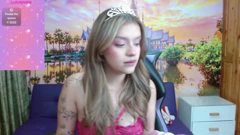 Alyy online show from January 30, 2:36 pm
