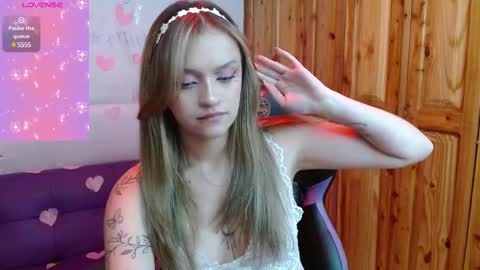 Alyy online show from February 14, 4:31 pm