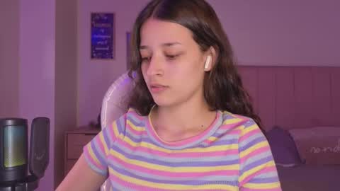 B I A N C A online show from November 25, 3:41 am