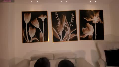 Amalia cruss online show from April 6, 7:59 pm