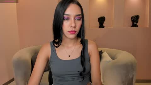 Amalia cruss online show from May 3, 9:29 pm