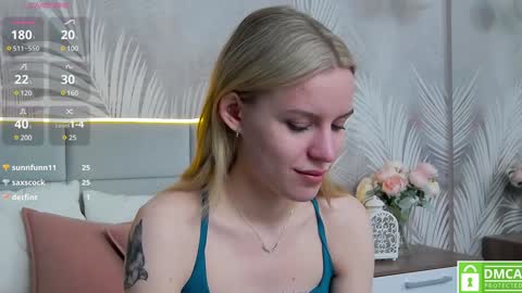 Amalia online show from December 15, 1:22 pm