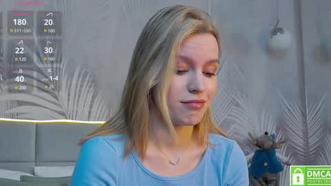 Amalia online show from December 23, 1:13 pm