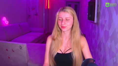 Amalia online show from November 9, 2:57 pm