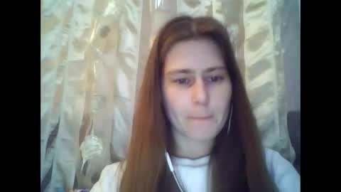 Dog mama online show from April 8, 8:33 pm