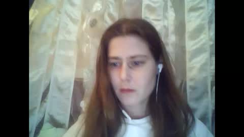 Dog mama online show from April 3, 8:51 pm