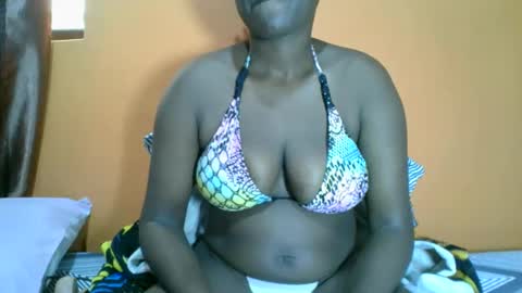 Snapshot of amanda1523 chatting on September 24, 8:46 am Lin online show from September 24, 8:46 am