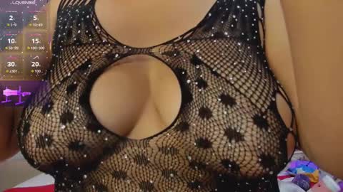 amanda29_ online show from December 17, 10:47 pm