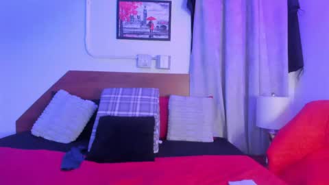 amanda29_ online show from May 12, 7:31 pm