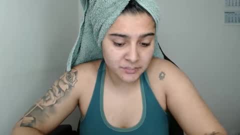 Snapshot of amanda5star chatting on March 11, 6:08 pm The queen of the biceps online show from March 11, 6:08 pm