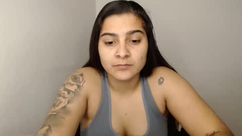 Snapshot of amanda5star chatting on February 5, 10:22 pm The queen of the biceps online show from February 5, 10:22 pm