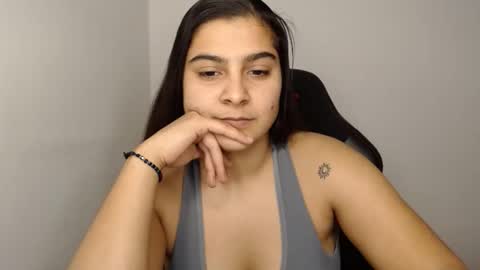 Snapshot of amanda5star chatting on December 27, 8:28 pm The queen of the biceps online show from December 27, 8:28 pm