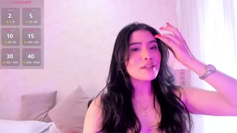 Luisa online show from December 24, 6:39 pm