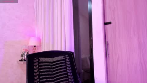 Luisa online show from December 24, 3:38 am