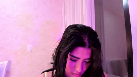 Luisa online show from December 14, 2:11 am