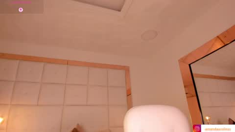 Amanda online show from May 11, 5:43 pm