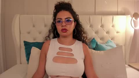 Amanda Rios online show from May 25, 9:47 pm