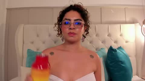 Amanda Rios online show from May 13, 10:48 pm