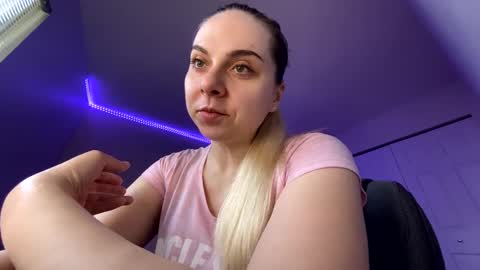 Amanda online show from March 3, 11:23 pm