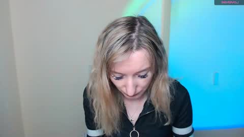 Amanda online show from May 16, 10:36 am
