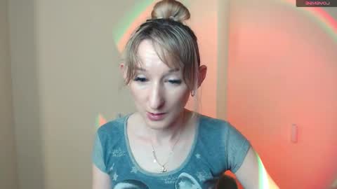 Amanda online show from May 22, 7:17 am