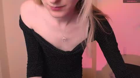 Amanda online show from May 5, 7:44 am