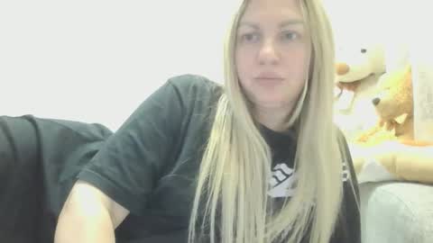 amandasexylax online show from December 18, 4:01 pm