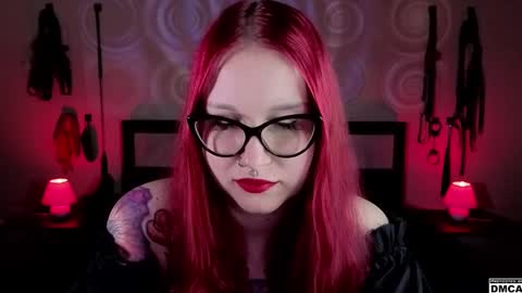 Goddess Amanita online show from February 5, 7:07 am