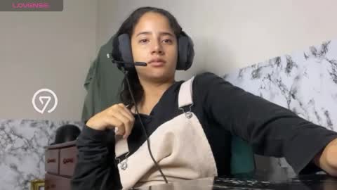 amany_r online show from February 17, 6:53 am