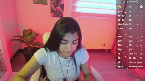 amara_silk online show from May 19, 10:17 pm