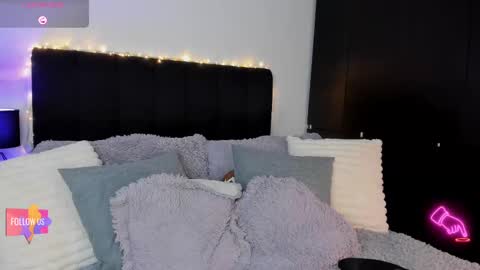 -  A M A R A - online show from October 7, 10:47 pm