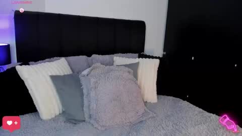 -  A M A R A - online show from November 5, 11:10 pm