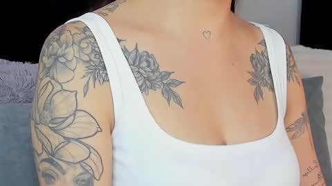 -  A M A R A - online show from October 6, 10:36 pm