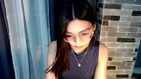 BELLA online show from March 18, 6:57 pm