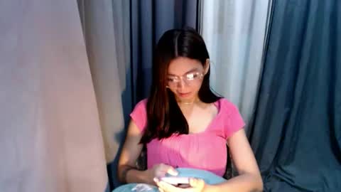 BELLA online show from May 8, 7:38 pm