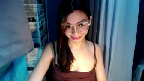 BELLA online show from May 27, 2:08 am