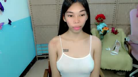 Snapshot of amarah_slut chatting on September 17, 6:11 am Amarah online show from September 17, 6:11 am