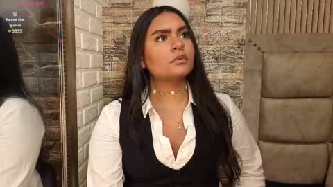 amarahanks_ online show from January 14, 12:37 am