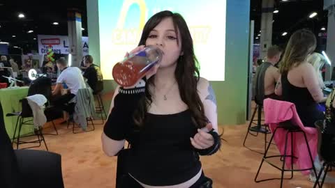 Amara online show from April 10, 10:16 pm