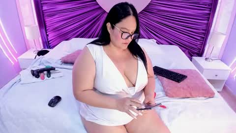 amaranta_roouse online show from October 2, 3:00 am