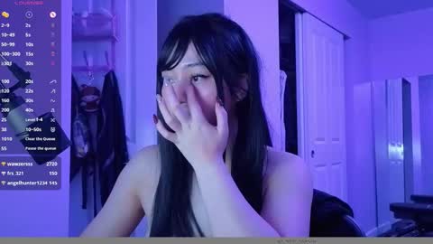 leash online show from February 3, 6:22 am